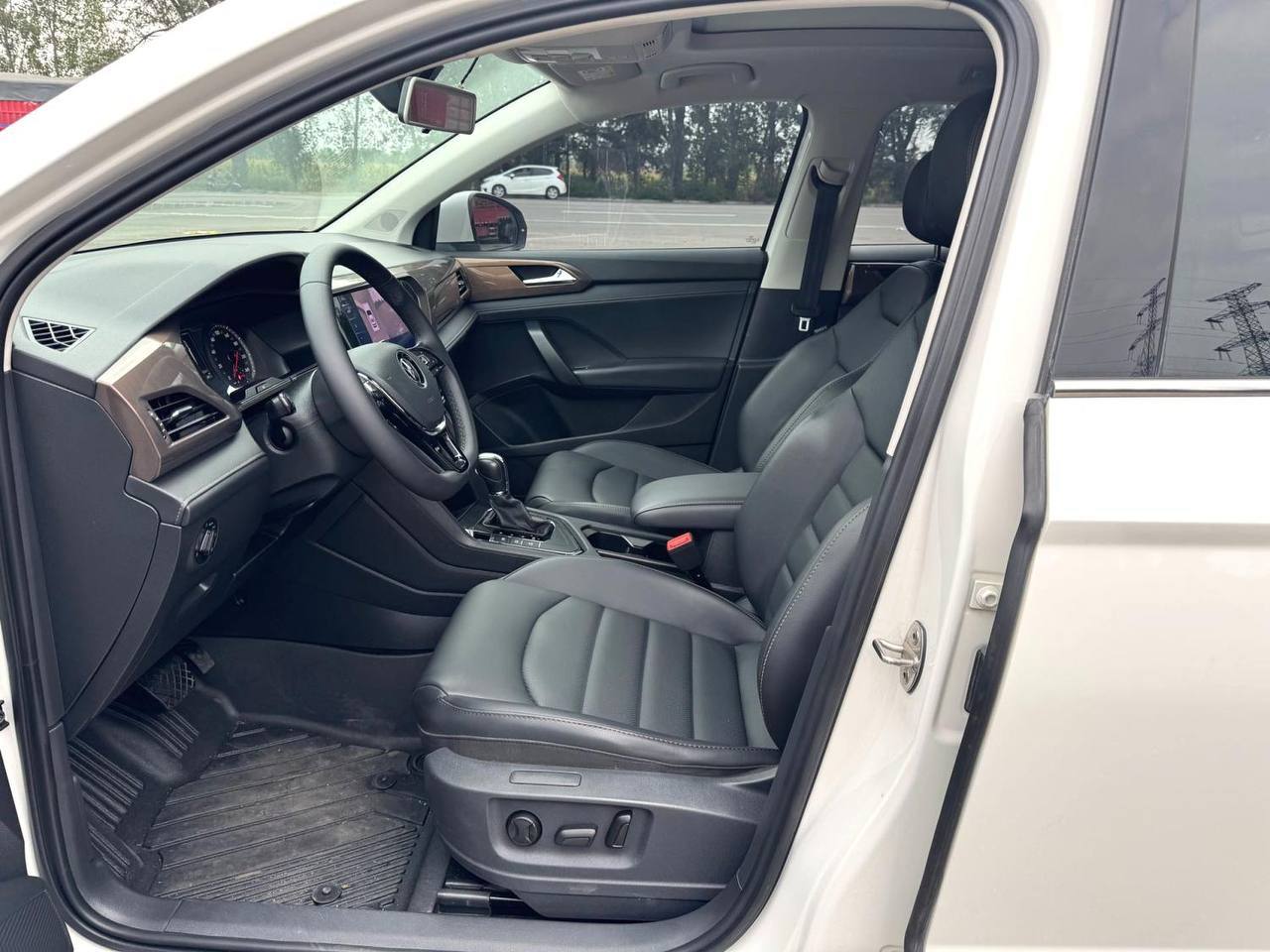 VOLKSWAGEN THARU 2021 | 280 TSI | COMFORT PLUS — фото 2