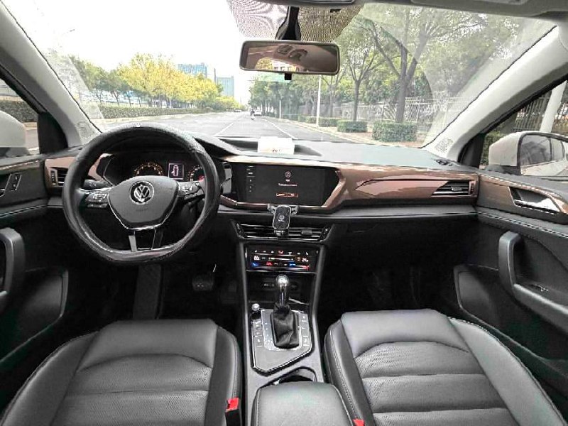 Volkswagen Tharu, 280TSI 1.4TSI, — фото 2