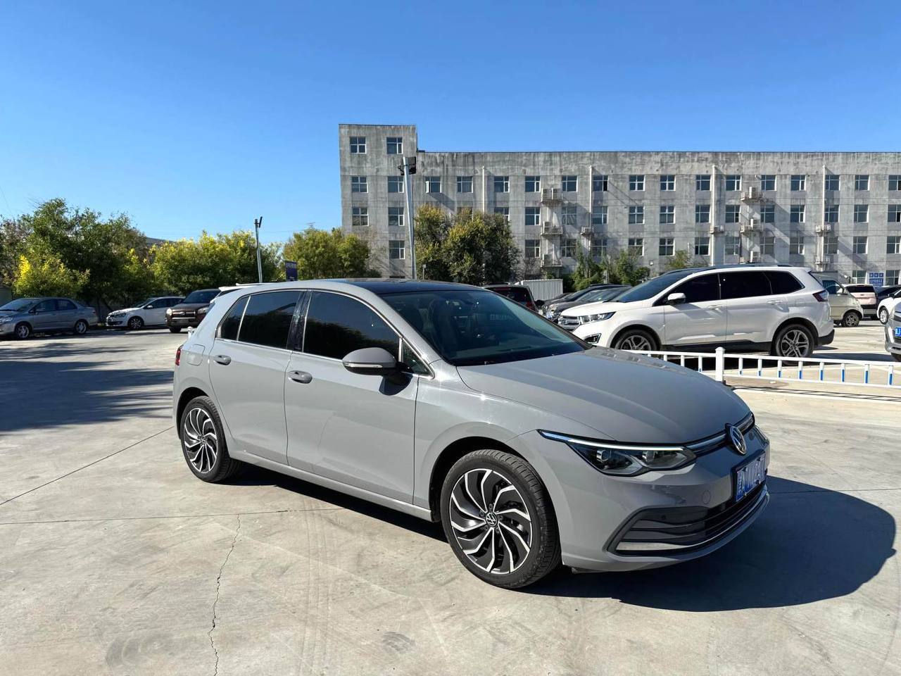Volkswagen Golf 8 PRO 2021 из Китая 🇨🇳 — фото 1