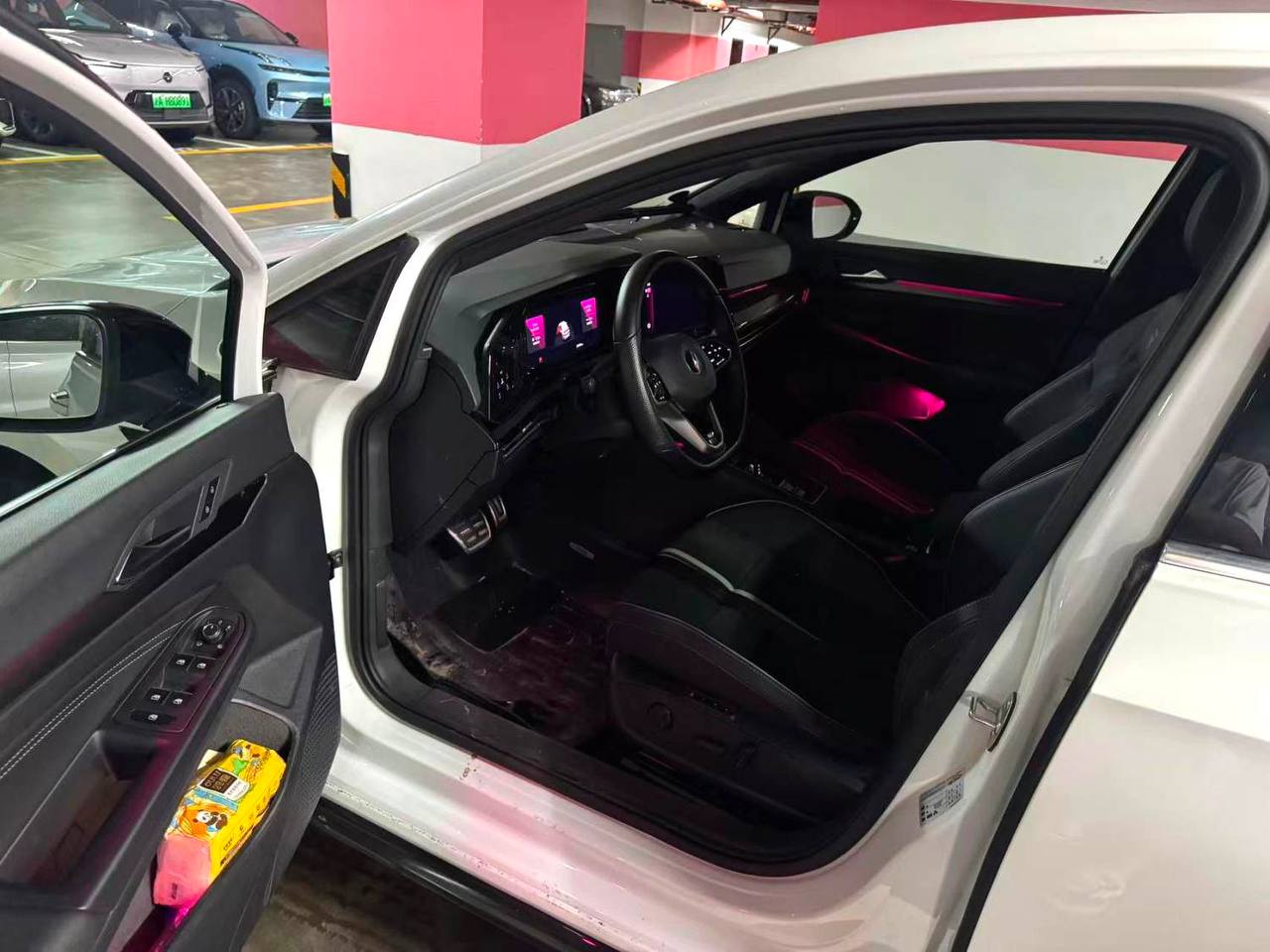 VW GOLF 8 R-Line 1.4TSI 280TSI — фото 3