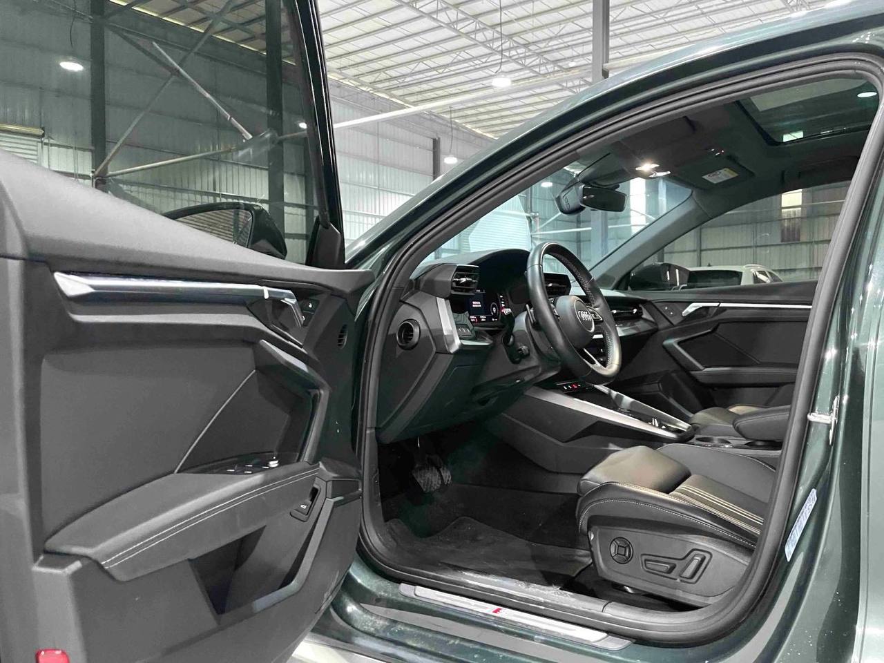 Audi A3L Limousine 1.4TFSI 35TFSI  Style Sport — фото 3