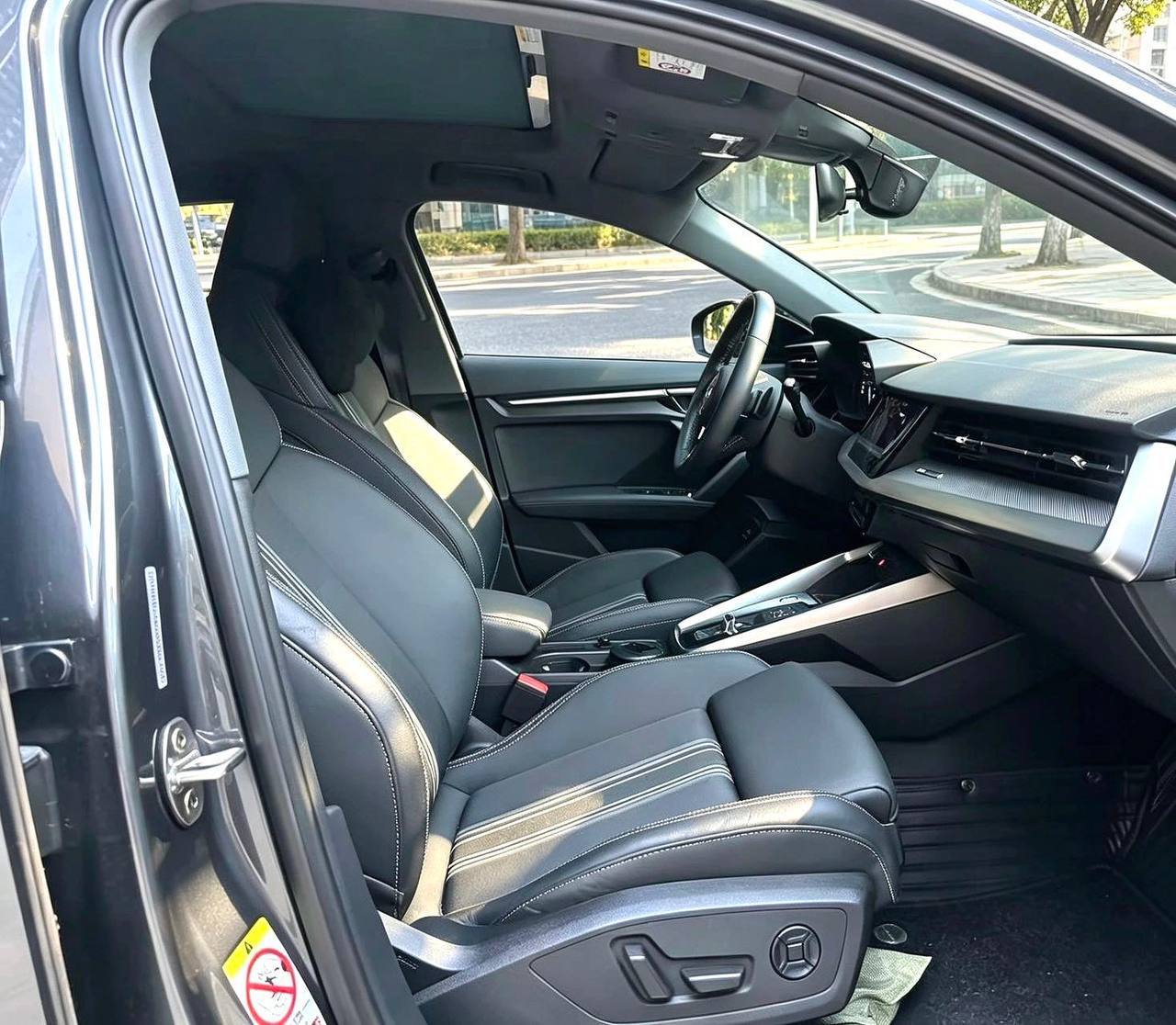 Audi A3L Limousine 35 TFSI Sport-Style — фото 3
