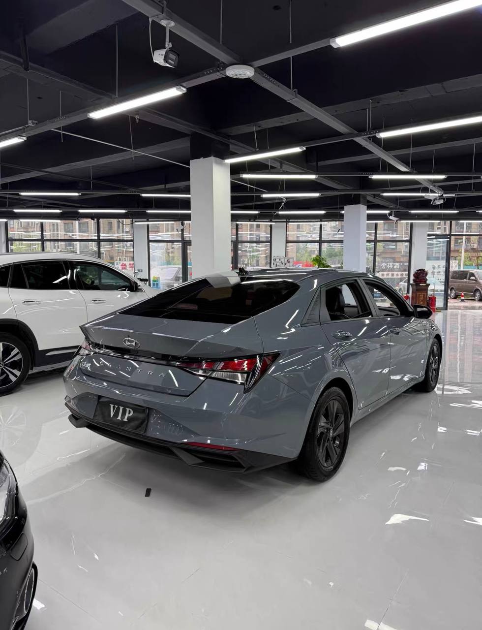 Hyundai Elantra  Premium — фото 6