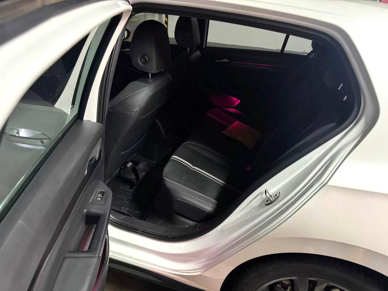 VW GOLF 8 R-Line 1.4TSI 280TSI — фото 6
