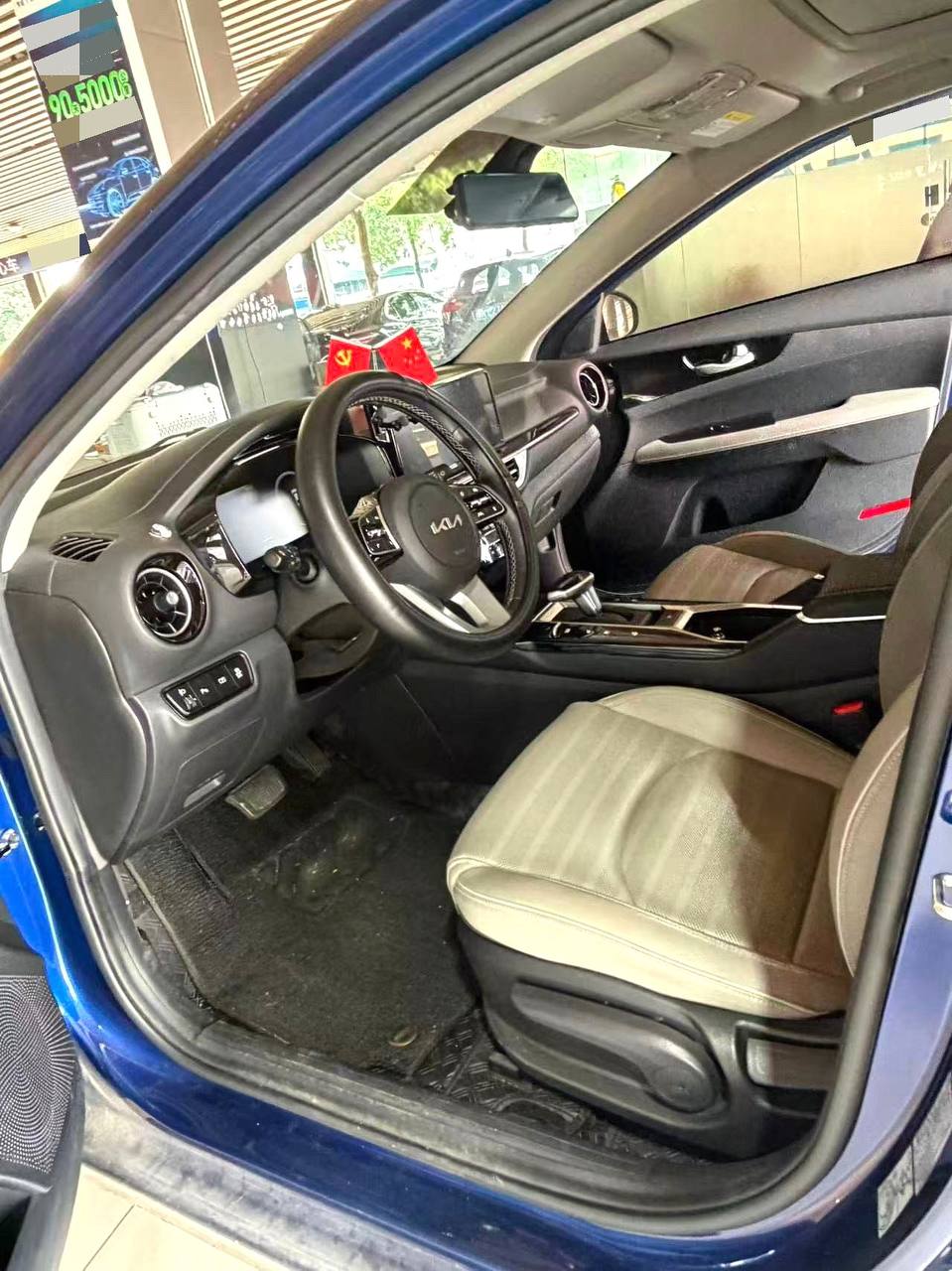 Kia K3 Premium Edition — фото 2