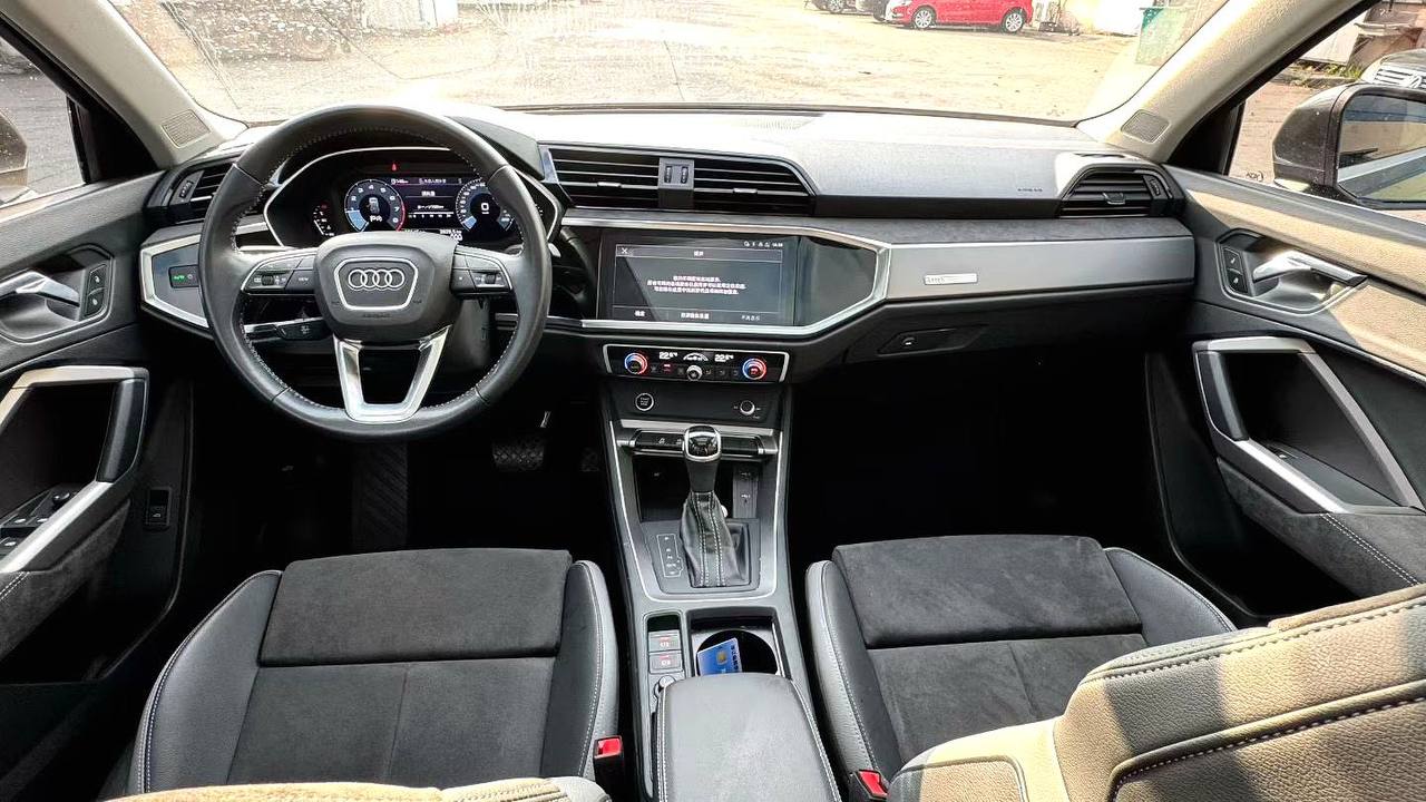 AUDI Q3 (Fashion Dynamic) — фото 2