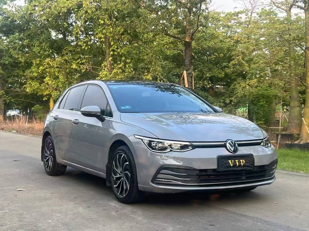 Volkswagen Golf 1.4T — фото 1