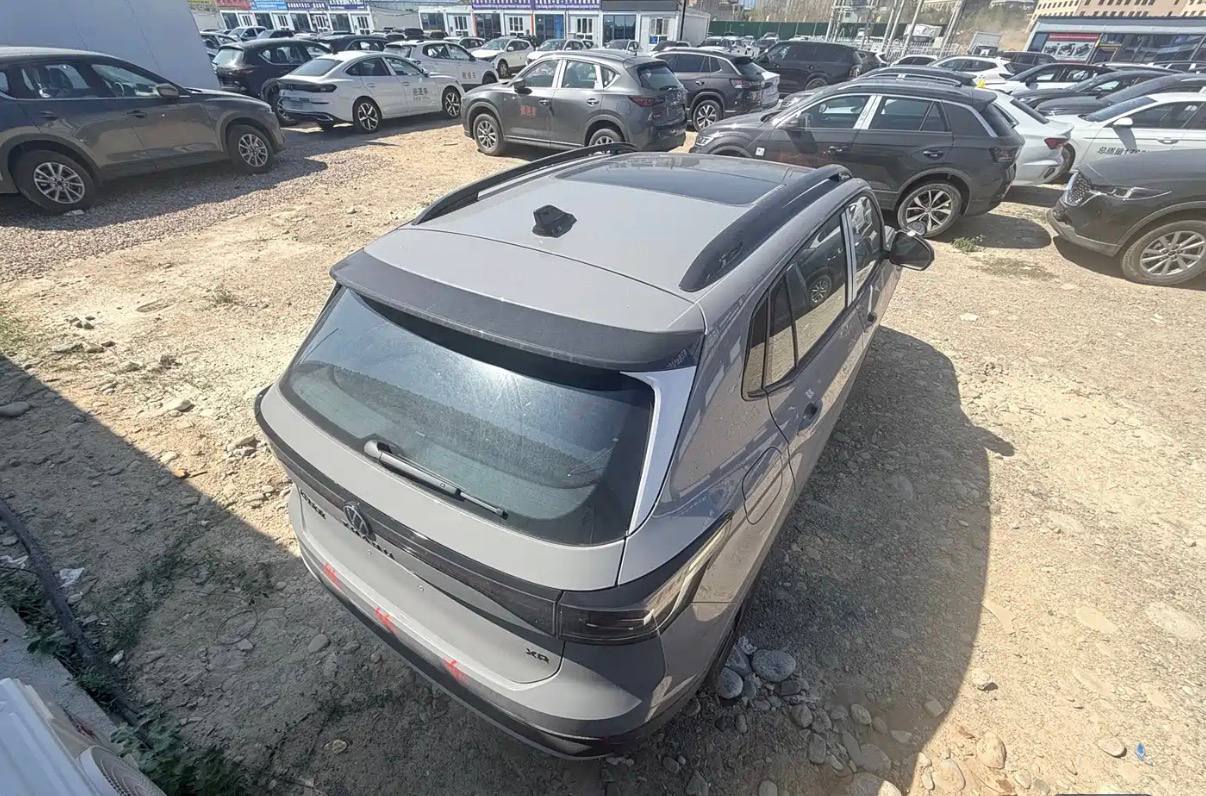 VOLKSWAGEN THaru XR — фото 3