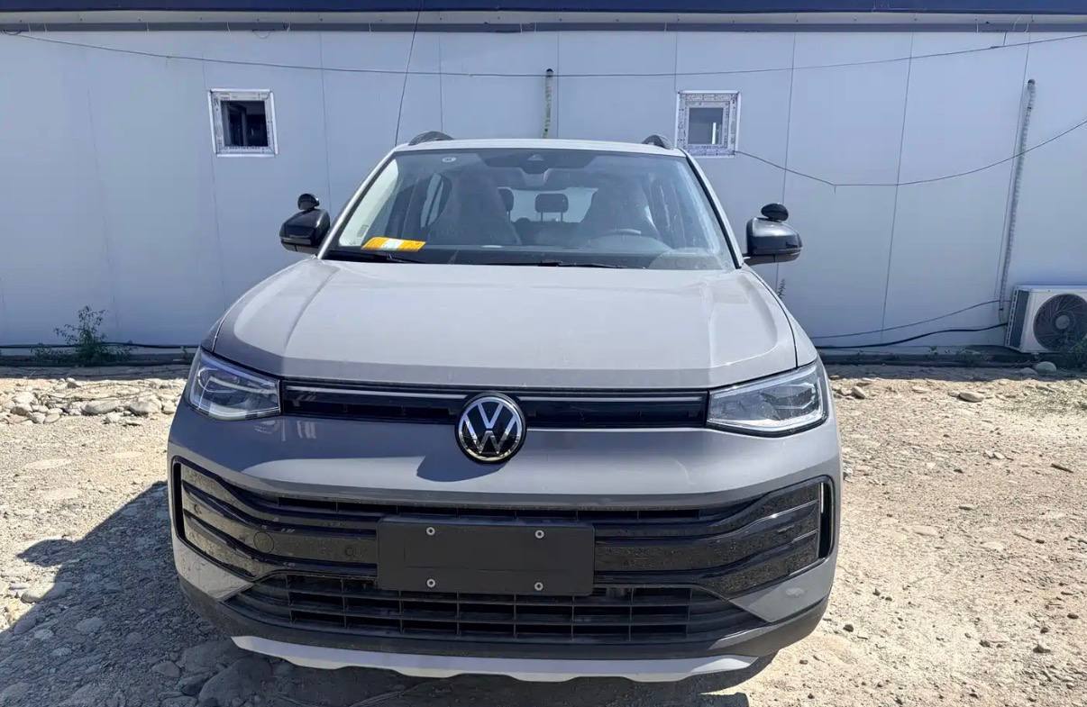 VOLKSWAGEN THaru XR — фото 1
