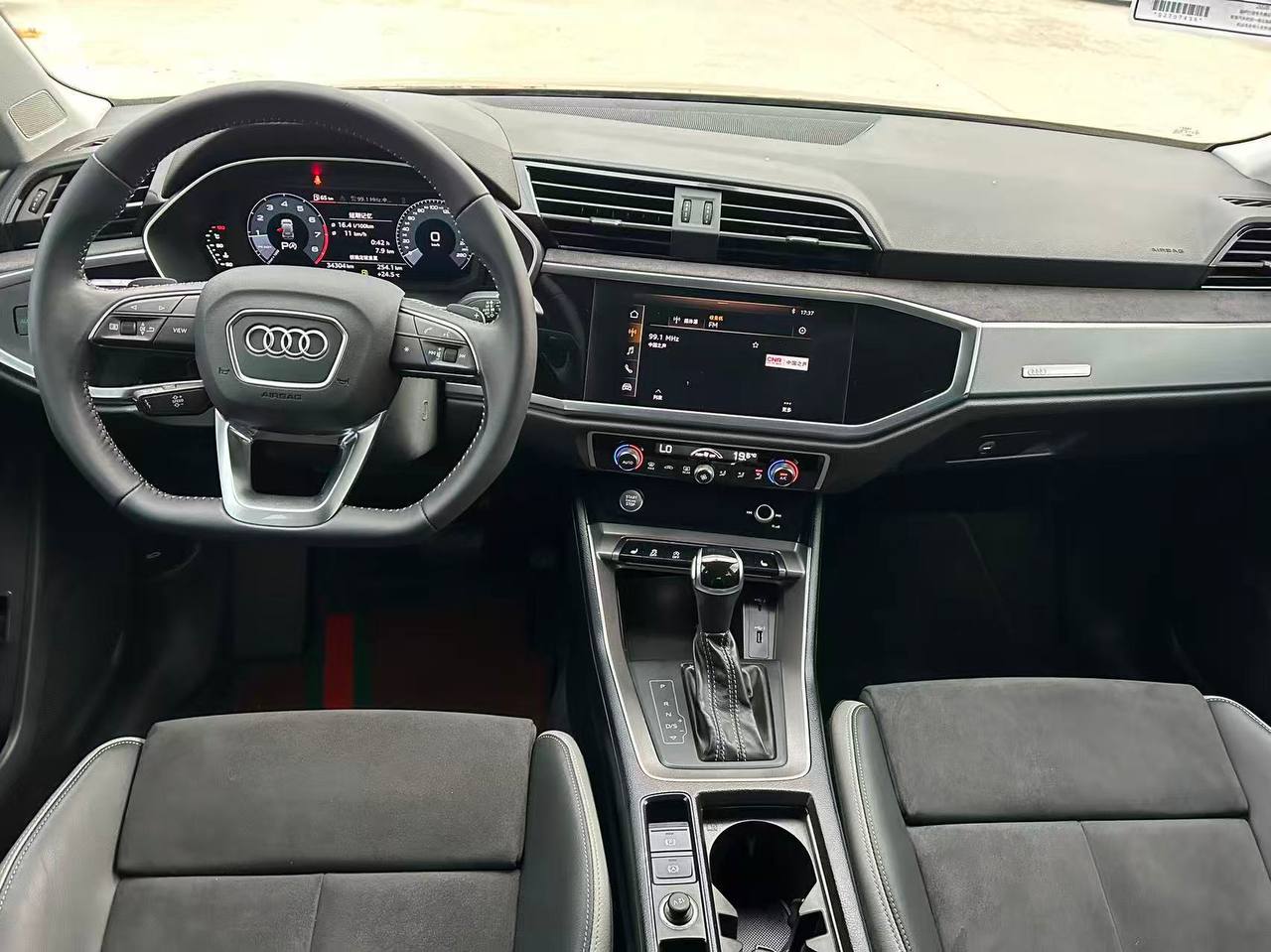 AUDI Q3 (Fashion Dynamic) — фото 6