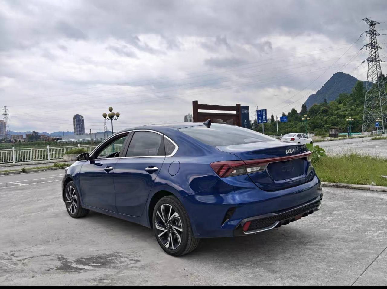 KIA K3 2023 — ОТЛИЧНЫЙ ВАРИАНТ ИЗ КИТАЯ 🇨🇳 За 1.4🍋 — фото 8