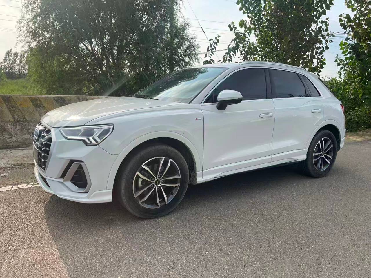AUDI Q2L  35 TFSI — фото 2