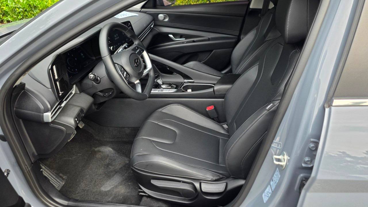 Hyundai Elantra 1.5L CVT — фото 2