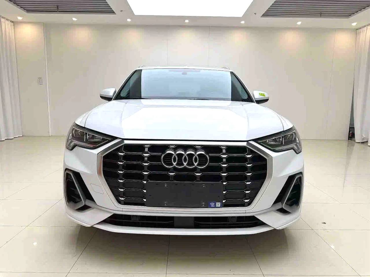 AUDI Q3 2022 — 1.4 TFSI 35 TFSI FASHION DYNAMIC — фото 2