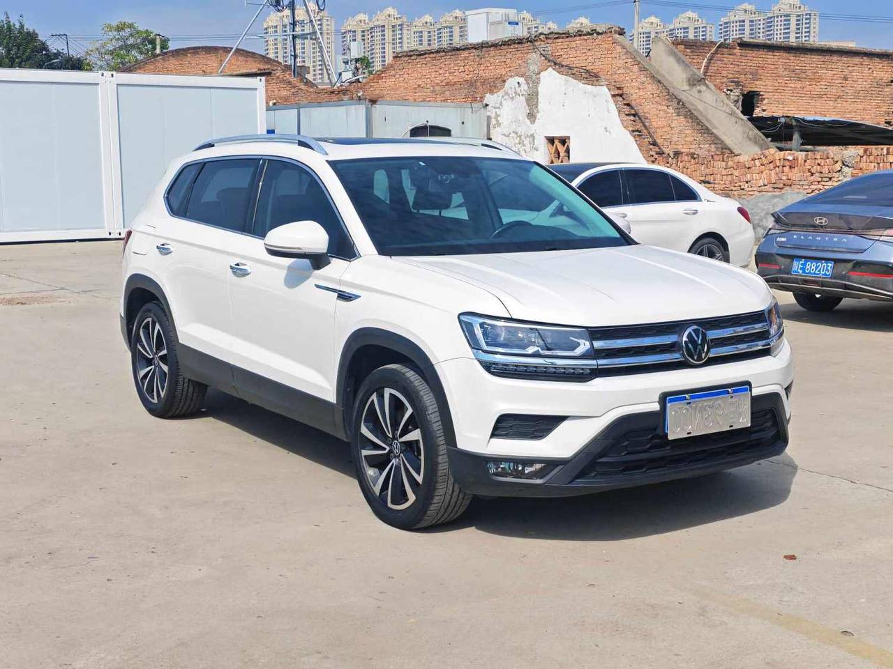 Volkswagen Tharu — фото 2