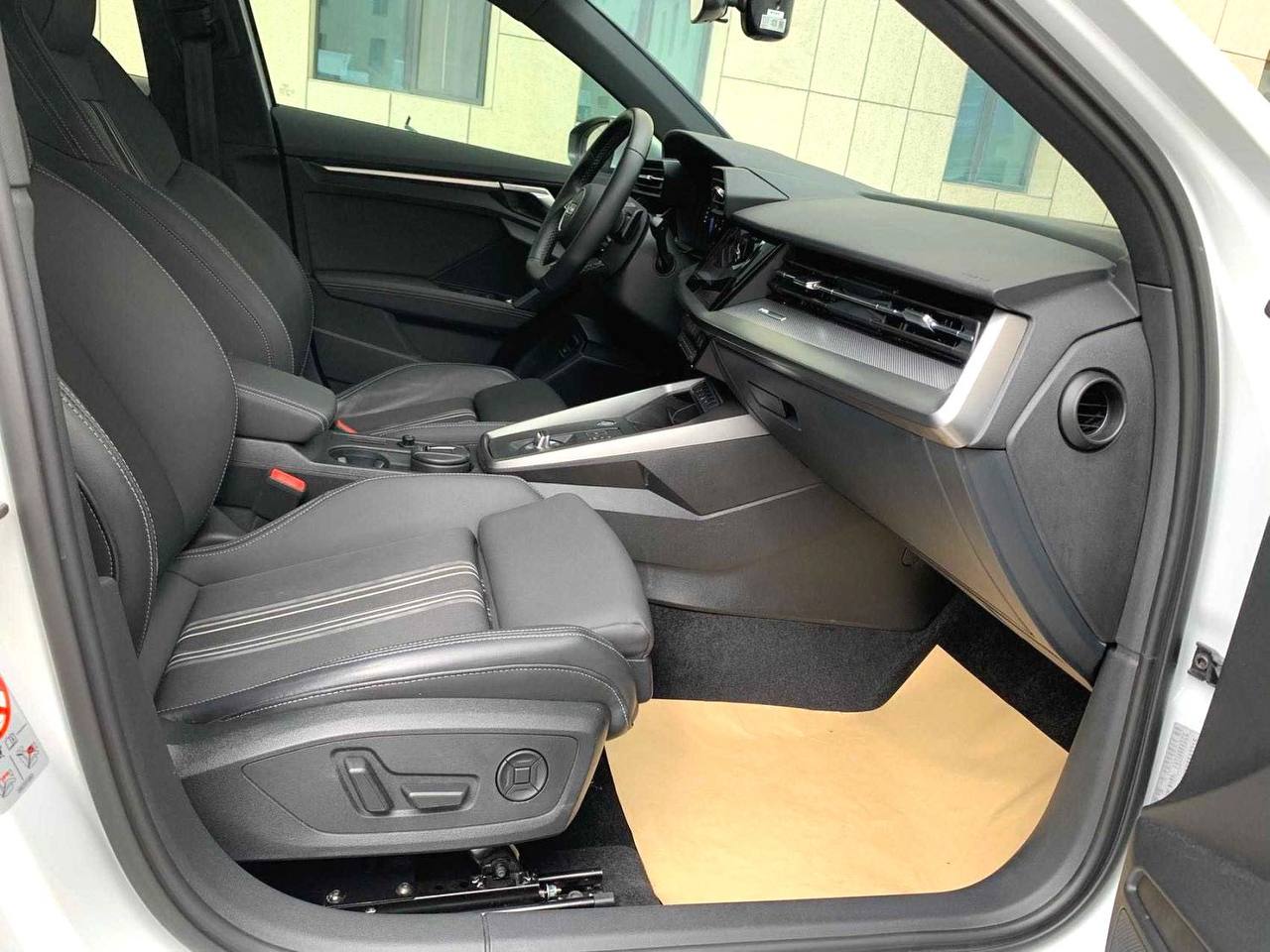 Ауди A3L  Sport Edition  35 TFSI — фото 5