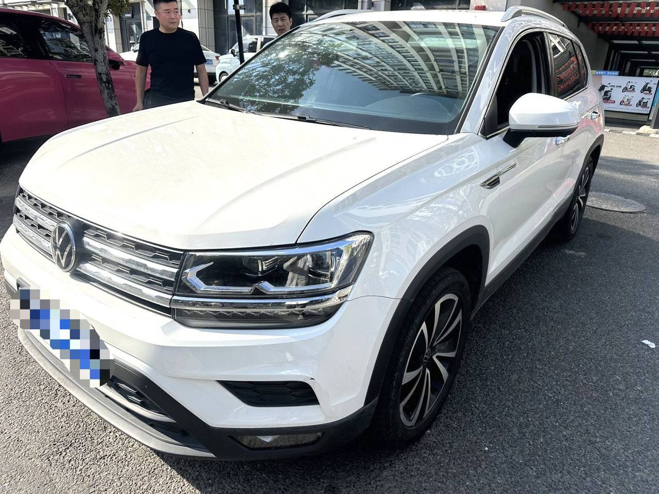 VOLKSWAGEN THARU 2021 | 280 TSI | LUXURY PLUS — фото 1